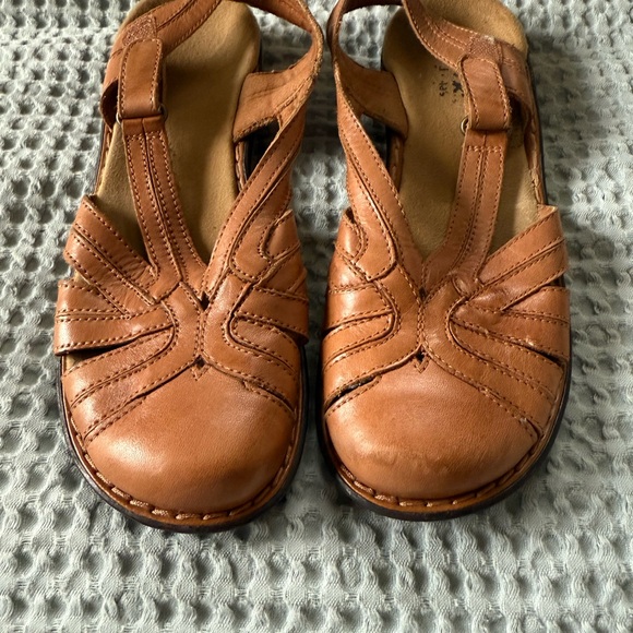 Clarks Shoes - Clarks Women's Brown Shoes